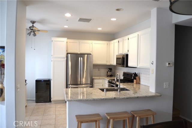 21 Veneto Lane, Aliso Viejo CA: https://media.crmls.org/medias/b1fbc3a7-9ffc-4978-95b0-8871775ea3e6.jpg