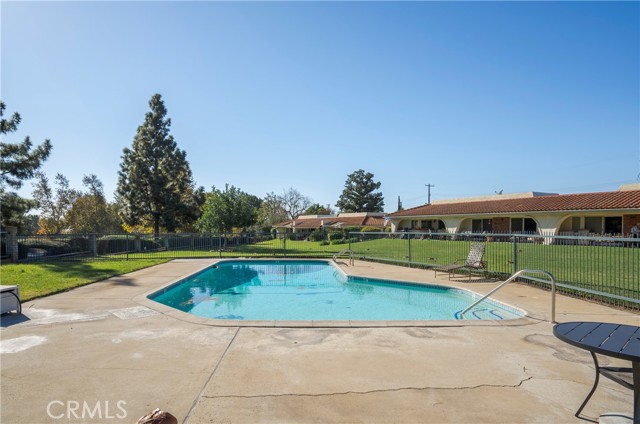 Detail Gallery Image 32 of 37 For 1494 Redhill North Dr, Upland,  CA 91786 - 2 Beds | 2 Baths