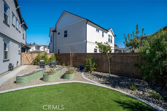 Detail Gallery Image 18 of 47 For 1083 Legacy, San Luis Obispo,  CA 93405 - 5 Beds | 3/1 Baths