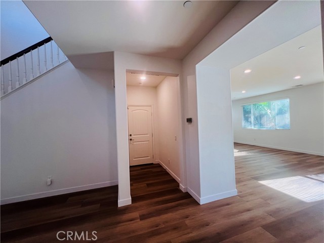 Detail Gallery Image 6 of 39 For 7868 Sea Salt Ave, Fontana,  CA 92336 - 4 Beds | 3/1 Baths