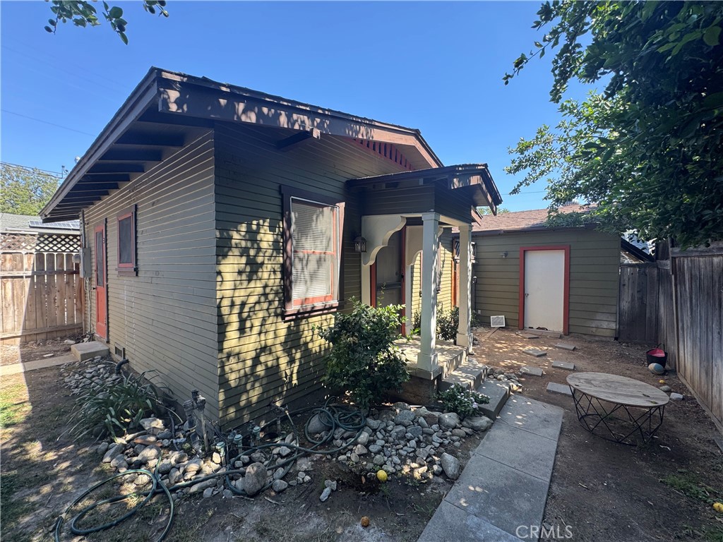 422 N 8th Avenue #1/2
