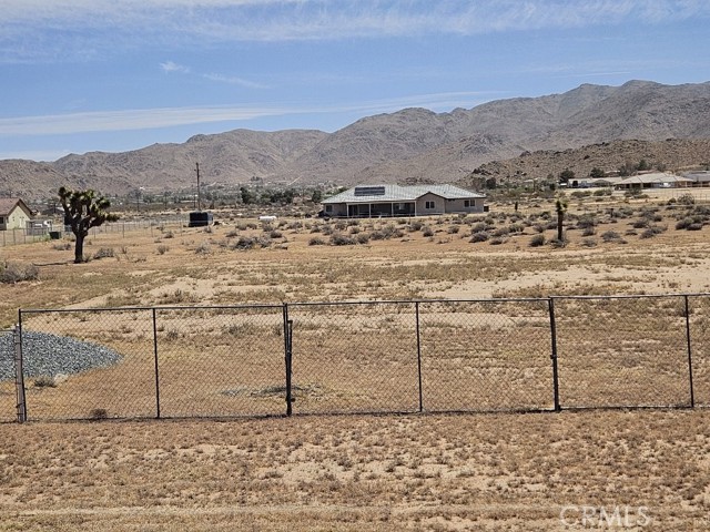 14825 Pela Road, Apple Valley, CA, 92307 14825 Pela Road, Apple Valley, CA, 92307