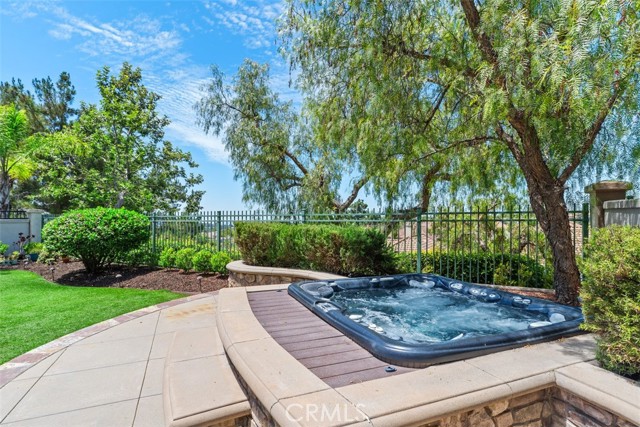 13 Mariposa, Rancho Santa Margarita CA: https://media.crmls.org/medias/b1fe06a9-f952-45d3-a75a-316c42682ffa.jpg