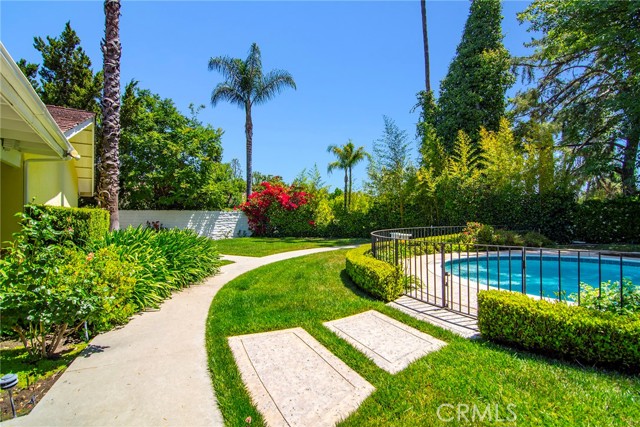 Detail Gallery Image 37 of 48 For 4510 Triste Pl, Tarzana,  CA 91356 - 4 Beds | 3 Baths