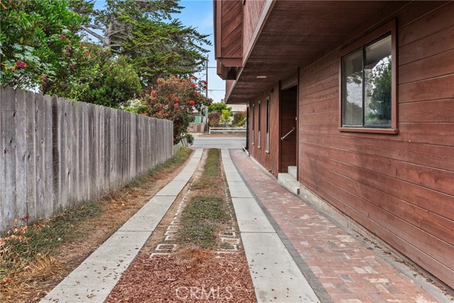 731 Santa Ysabel Avenue, Los Osos CA: https://media.crmls.org/medias/b1ff359b-b44d-4319-b6f1-33a5bc3cfa73.jpg