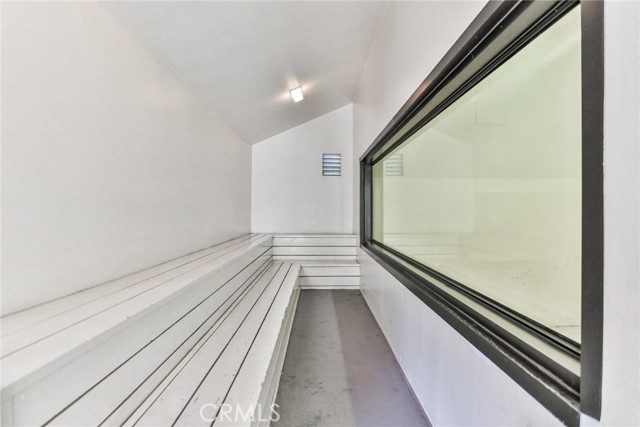 5031 Dorado Dr, Huntington Beach CA: https://media.crmls.org/medias/b1ff718e-b72b-400f-878f-b7d98a1fd442.jpg