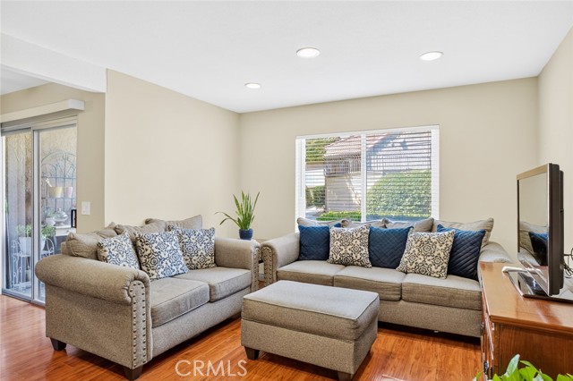 1535 Border Avenue, Corona CA: https://media.crmls.org/medias/b1ff7cfc-fa29-4e48-ba45-f7f37969f891.jpg