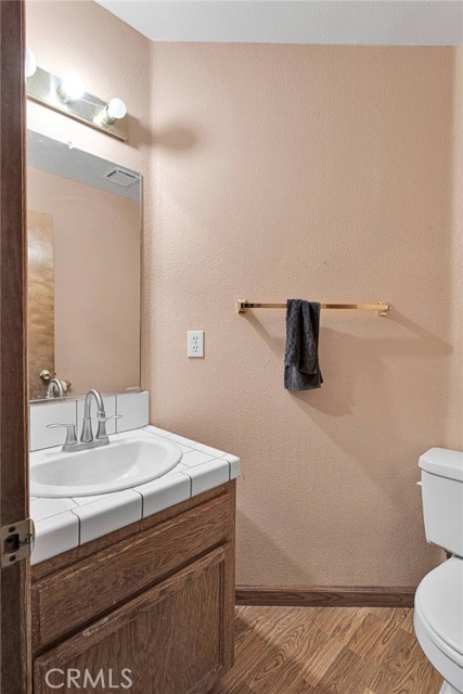 Detail Gallery Image 13 of 30 For 5435 Heath Creek Dr, Wrightwood,  CA 92397 - 3 Beds | 2/1 Baths