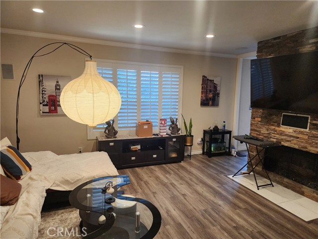 Detail Gallery Image 2 of 8 For 8408 Linmar Meadows, Garden Grove,  CA 92841 - 3 Beds | 2/1 Baths