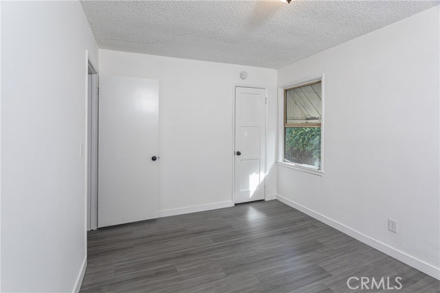 Detail Gallery Image 11 of 33 For 1142 E 119th St, Los Angeles,  CA 90059 - 4 Beds | 2 Baths