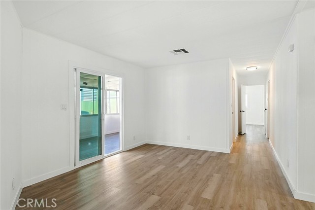 1001 W Lambert Road, La Habra CA: https://media.crmls.org/medias/b200e00d-2d7e-41fe-adf2-216c2885ffa3.jpg