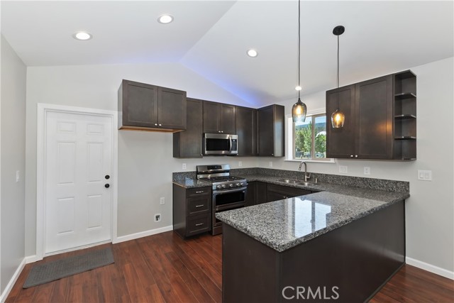 2217 Juniper Lane, Big Bear City CA: https://media.crmls.org/medias/b2012425-dba3-4363-baa0-eaa572d7abe1.jpg