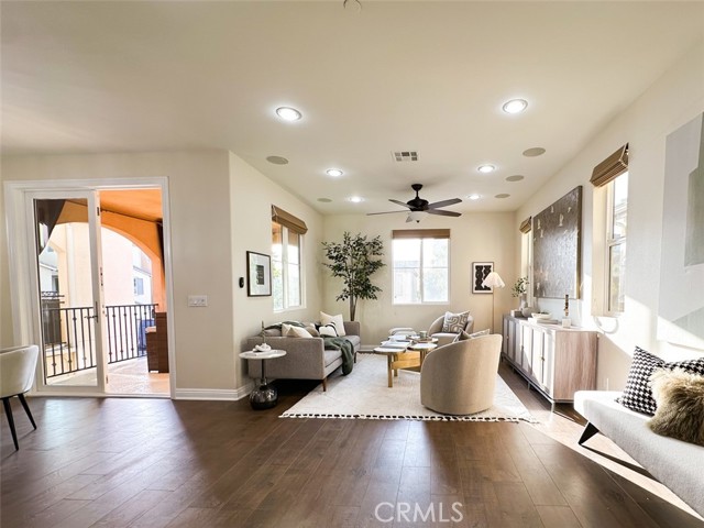Detail Gallery Image 15 of 24 For 20304 Estuary Ln, Newport Beach,  CA 92660 - 3 Beds | 3/1 Baths