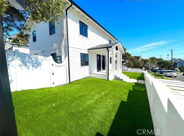 624 W 38th Street, San Pedro CA: https://media.crmls.org/medias/b2016a3a-3013-415f-8a81-7832e440c9bf.jpg