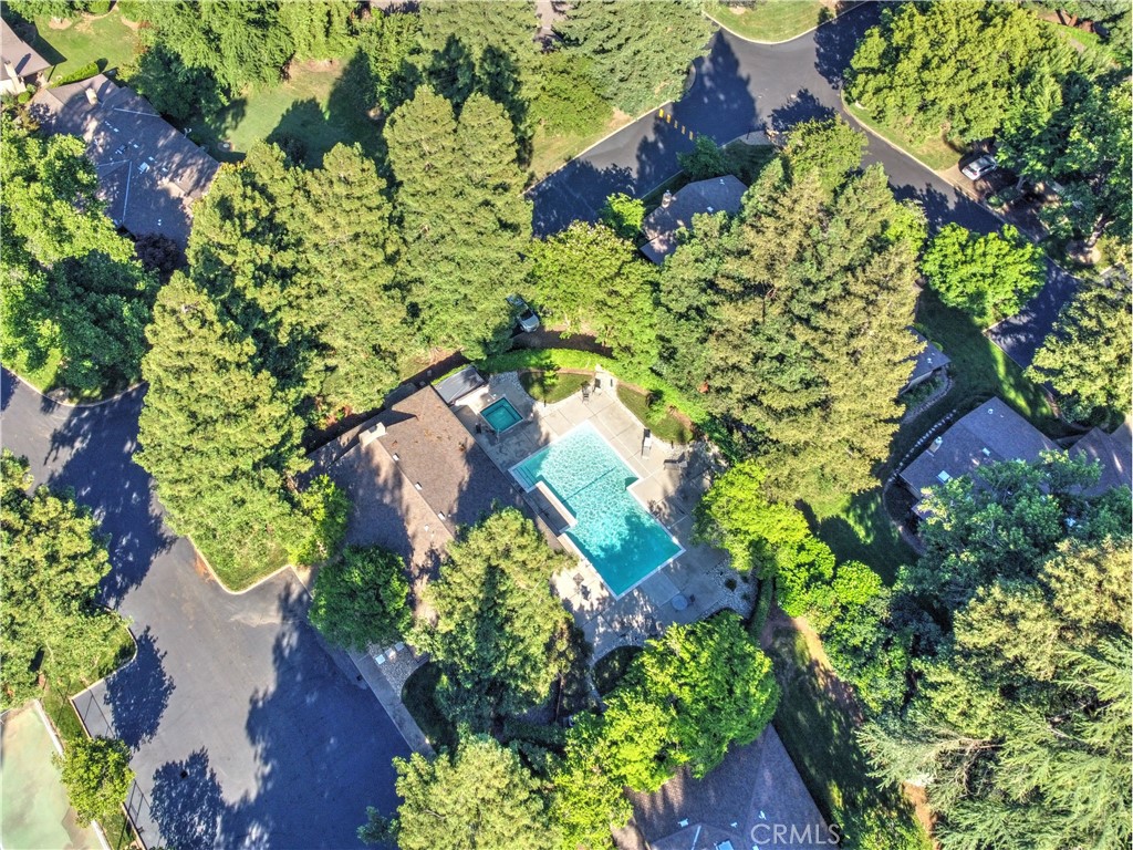 https://media.crmls.org/medias/b201b67e-3386-46b6-912f-7df9641194c9.jpg?preset=X-Large