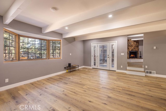 Detail Gallery Image 24 of 51 For 41941 Evergreen Dr, Big Bear Lake,  CA 92315 - 4 Beds | 4 Baths