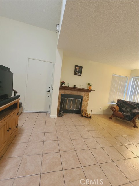 Detail Gallery Image 23 of 72 For 2243 S Greenwood Pl #C,  Ontario,  CA 91761 - 2 Beds | 2/1 Baths