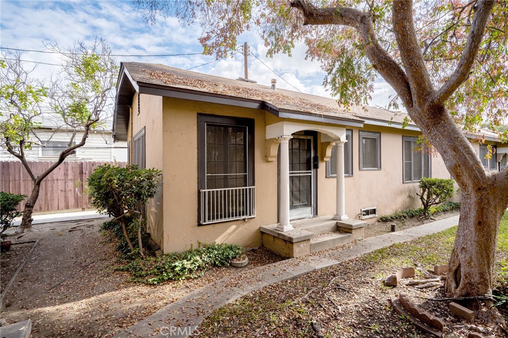 415 Riverdale DriveGlendale img 17