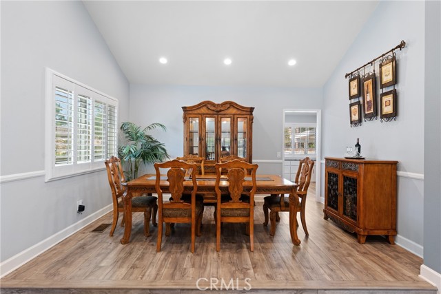 Detail Gallery Image 9 of 44 For 2247 Bella Ave, Upland,  CA 91784 - 4 Beds | 3 Baths