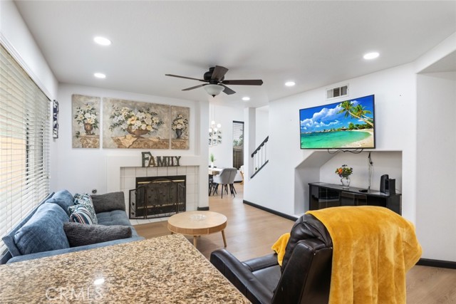 560 Shenandoah Road, Corona CA: https://media.crmls.org/medias/b2041d43-30f9-4271-b01c-b74725cbcbae.jpg
