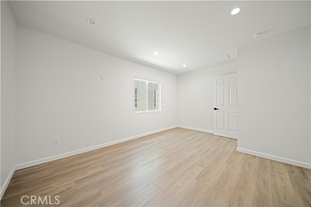 Detail Gallery Image 12 of 24 For 252 W Tujunga #102,  Burbank,  CA 91502 - 3 Beds | 2 Baths