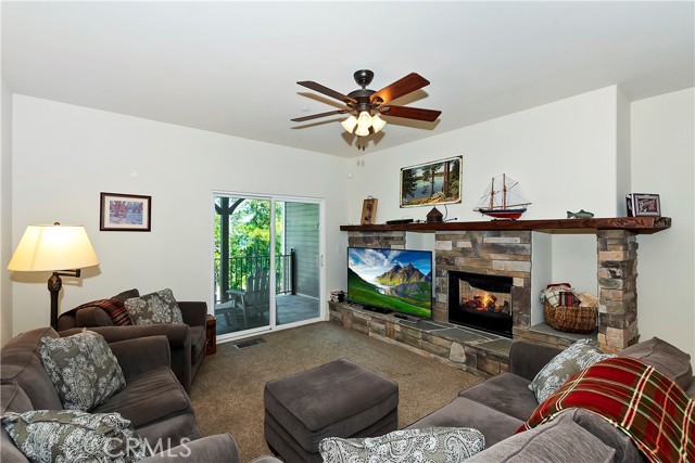 Detail Gallery Image 37 of 62 For 26300 Spyglass Dr, Lake Arrowhead,  CA 92352 - 3 Beds | 3/1 Baths
