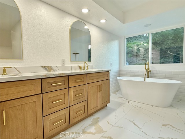 Detail Gallery Image 33 of 52 For 25622 Greenfield, Laguna Niguel,  CA 92677 - 4 Beds | 3 Baths