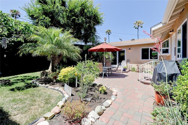 2210 Earle Court, Redondo Beach, California 90278, 3 Bedrooms Bedrooms, ,2 BathroomsBathrooms,Residential,Sold,Earle,SB22146136