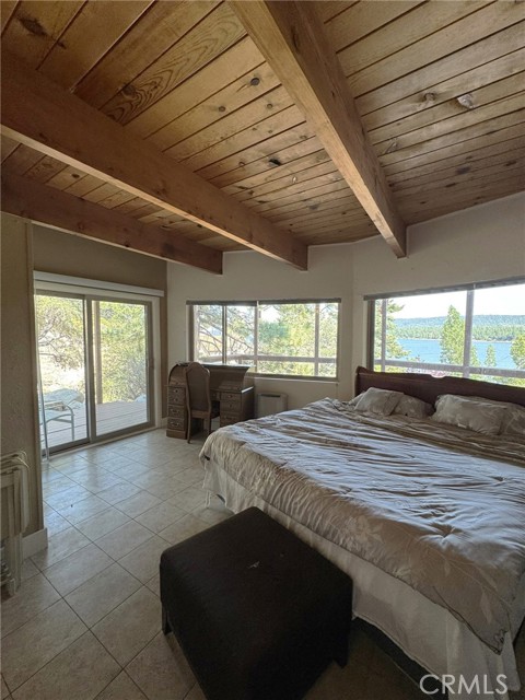 Detail Gallery Image 36 of 44 For 38532 N Shore Dr, Fawnskin,  CA 92333 - 3 Beds | 2/1 Baths