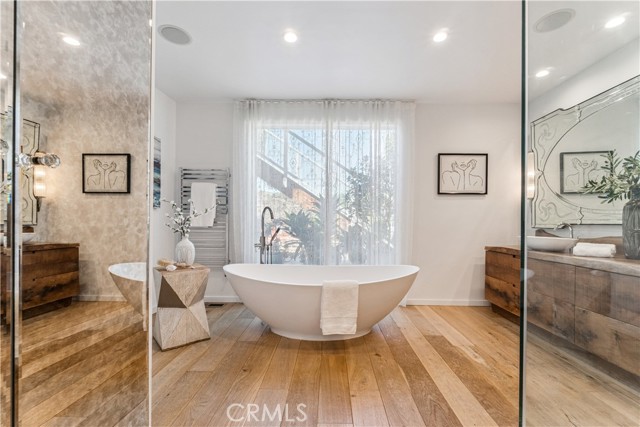 Detail Gallery Image 31 of 31 For 1619 Tower Grove, Beverly Hills,  CA 90210 - 4 Beds | 4/2 Baths