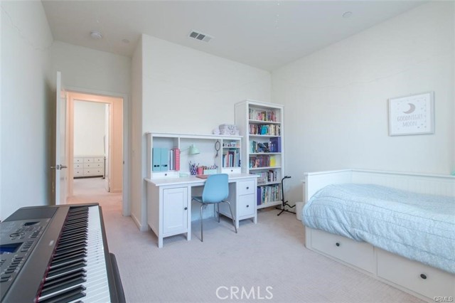 Detail Gallery Image 23 of 49 For 140 Paramount, Irvine,  CA 92618 - 3 Beds | 3/1 Baths