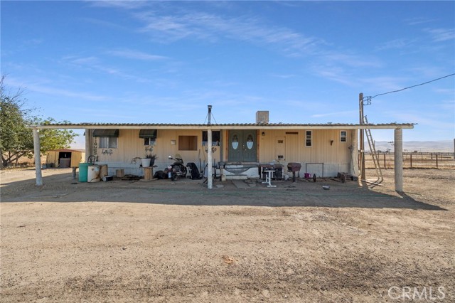 Detail Gallery Image 2 of 50 For 23301 Highway 166, Maricopa,  CA 93252 - 4 Beds | 2 Baths