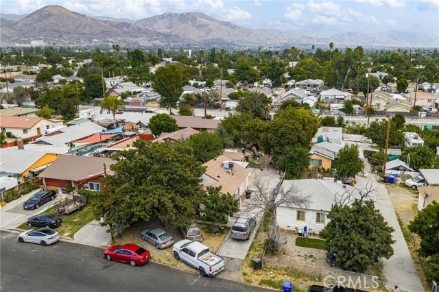 Detail Gallery Image 3 of 28 For 7027 Conejo Dr, San Bernardino,  CA 92404 - 3 Beds | 1 Baths