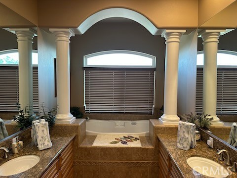 17134 Joshua Road, Apple Valley CA: https://media.crmls.org/medias/b2076675-1d03-4f8f-94c2-f6cd7780e65f.jpg
