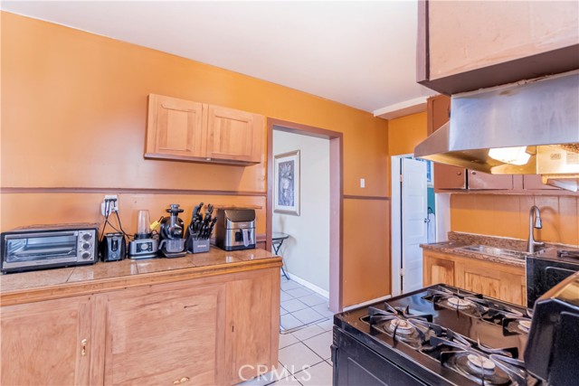 Detail Gallery Image 12 of 25 For 1237 W Young St, Wilmington,  CA 90744 - 3 Beds | 1 Baths