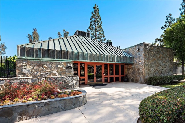 10212 St Cloud, North Tustin CA: https://media.crmls.org/medias/b207de8a-6631-43c8-bcb6-c553d95d8a3a.jpg