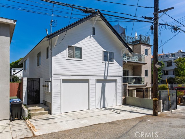  Income Home for Sale in Venice, California