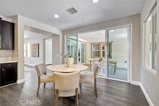 708 Costa Del Sur, San Marcos CA: https://media.crmls.org/medias/b2087d4e-1ab5-49d0-8f17-f596702c0273.jpg