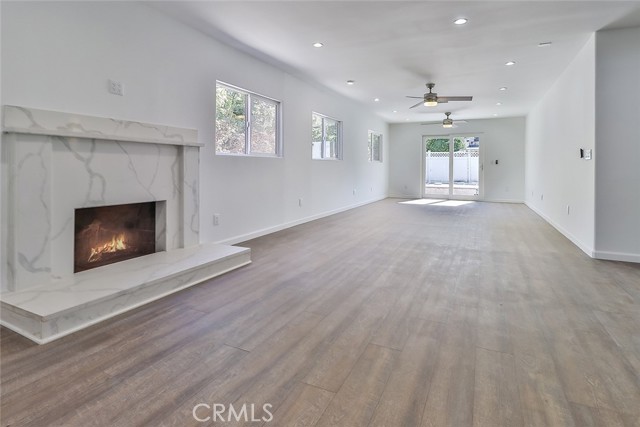 Detail Gallery Image 10 of 29 For 14434 Greenleaf, Sherman Oaks,  CA 91423 - 5 Beds | 3/2 Baths