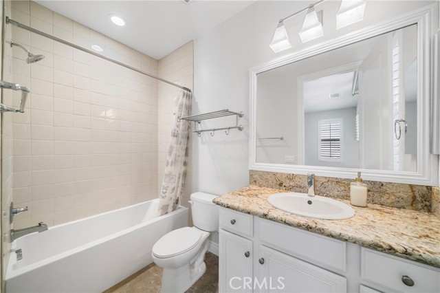 53 Interlude, Irvine CA: https://media.crmls.org/medias/b208f2e2-8753-4c03-a7bf-e3d37a290f2f.jpg