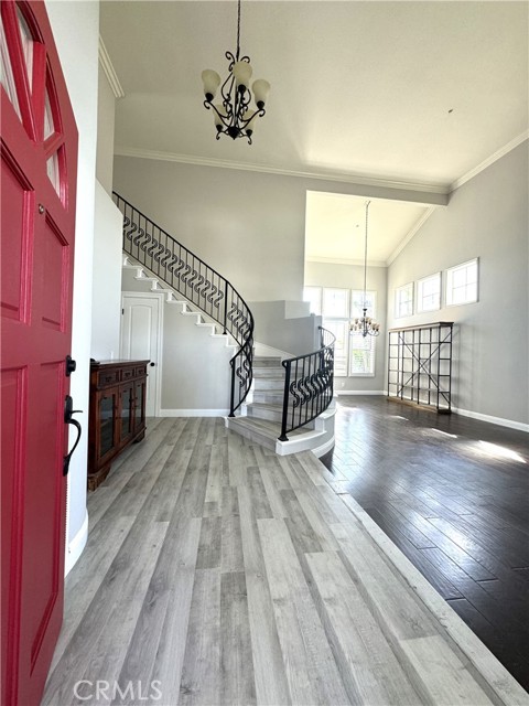 2305 Via Zafiro, San Clemente CA: https://media.crmls.org/medias/b20936b0-43f8-4fa8-bdde-3c5af5c93bd4.jpg
