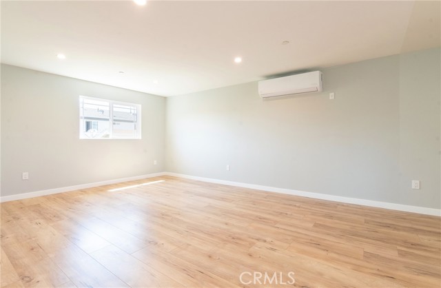 3468 W 71st, Los Angeles CA: https://media.crmls.org/medias/b2097fed-b1ec-41e7-850c-cb1295d060e5.jpg
