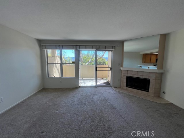 Detail Gallery Image 12 of 49 For 2731 Erringer Rd #35,  Simi Valley,  CA 93065 - 1 Beds | 1 Baths