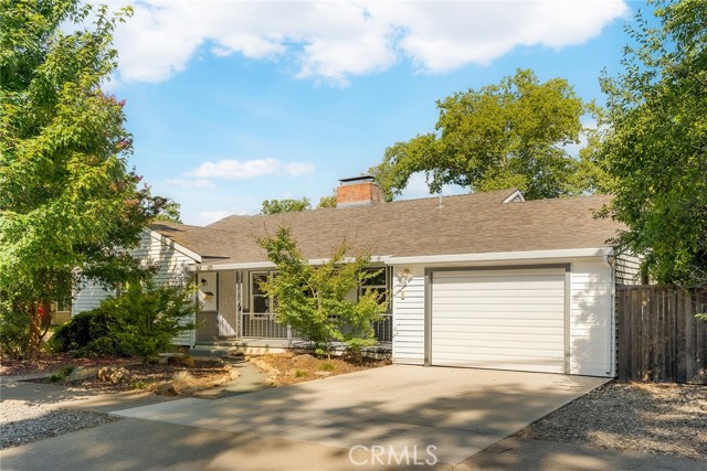 Detail Gallery Image 1 of 1 For 246 W 16th St, Chico,  CA 95928 - 4 Beds | 2 Baths