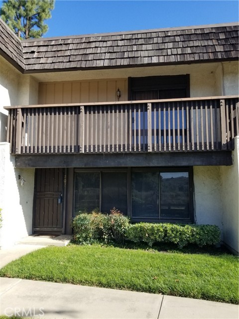 702 Briarwood Ln, San Dimas, CA 91773