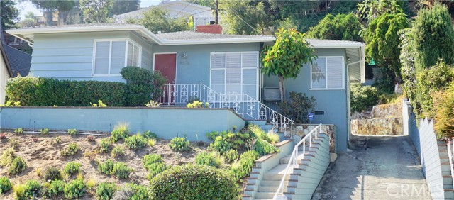 4435 Caledonia Way, Los Angeles CA: https://media.crmls.org/medias/b20b1d5c-3e63-43ec-9f79-207e66363561.jpg