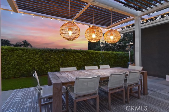 Detail Gallery Image 54 of 59 For 3551 Royal Woods Dr, Sherman Oaks,  CA 91403 - 4 Beds | 4/1 Baths