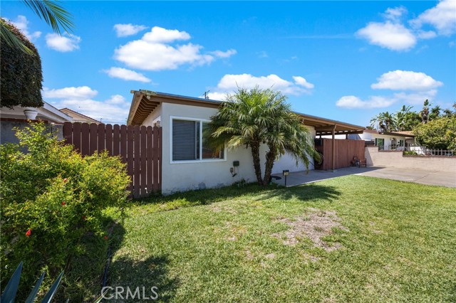 Front Image Thumbnail for CRDW26079471