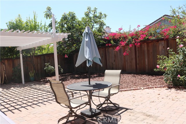 15 Tavella, Lake Forest CA: https://media.crmls.org/medias/b20c7735-5cf3-49e0-a67f-75341ebdcd05.jpg