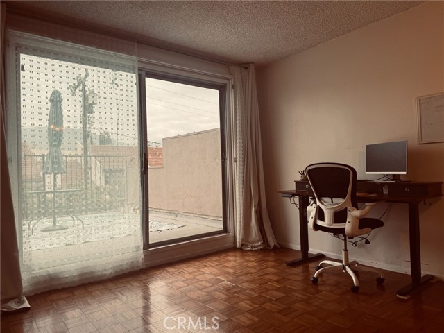 Detail Gallery Image 19 of 28 For 577 Fairview Ave., Arcadia,  CA 91007 - 2 Beds | 2 Baths